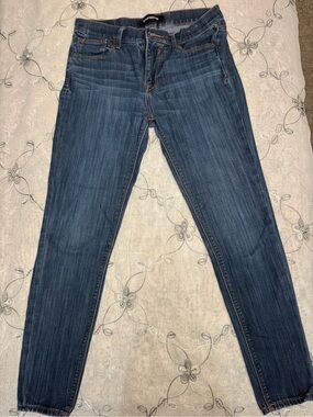 Express women’s size 6 stretch skinny jeans medium was denim casual pants